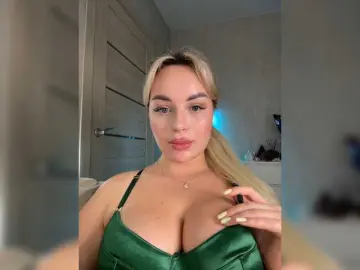 Mila-m  live sex cam