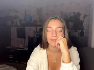 RaisaVannuland  live sex cam