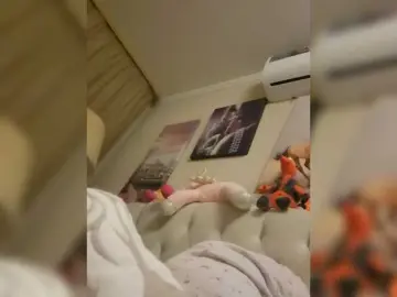 RoxySexy  live sex cam
