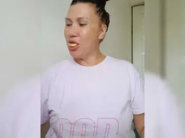 RoxySexy  live sex cam