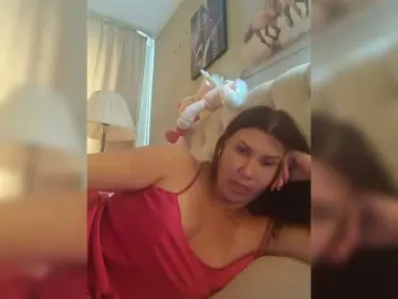 RoxySexy  live sex cam