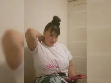 RoxySexy  live sex cam