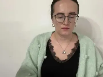 SofiaPleasure  live sex cam