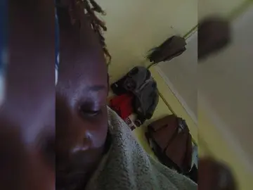 Dorothykemunto  live sex cam