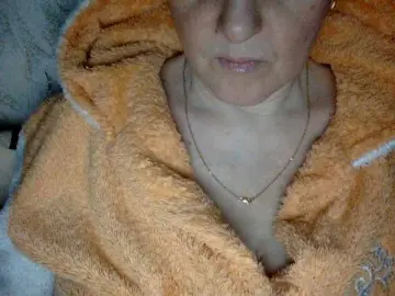 BlondyVio  live sex cam