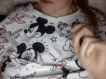 BlondyVio  live sex cam