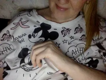 BlondyVio  live sex cam