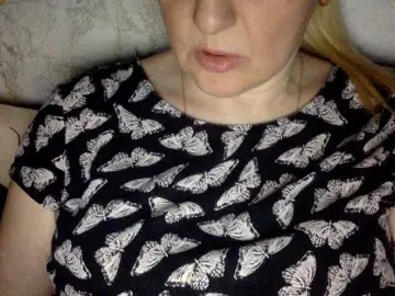 BlondyVio  live sex cam