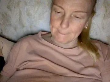 BlondyVio  live sex cam