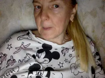 BlondyVio  live sex cam