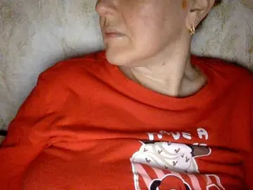 BlondyVio  live sex cam