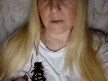 BlondyVio  live sex cam
