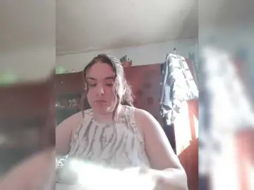 Denyse-Eliza  live sex cam