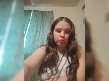 Denyse-Eliza  live sex cam