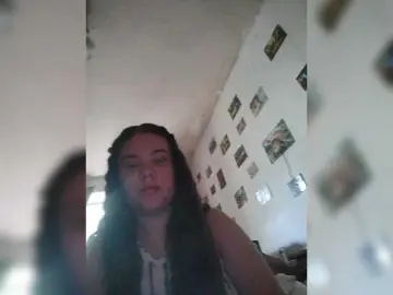 Denyse-Eliza  live sex cam