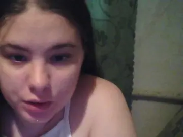 Denyse-Eliza  live sex cam
