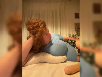 LadyReda  live sex cam