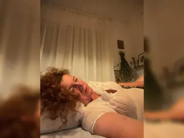 LadyReda  live sex cam