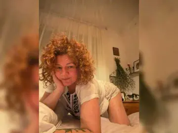 LadyReda  live sex cam