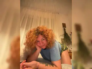 LadyReda  live sex cam