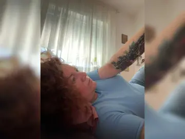 LadyReda  live sex cam