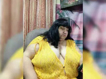 Nezsbudka  live sex cam