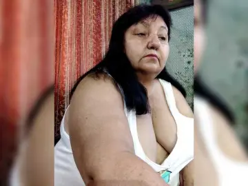Nezsbudka  live sex cam