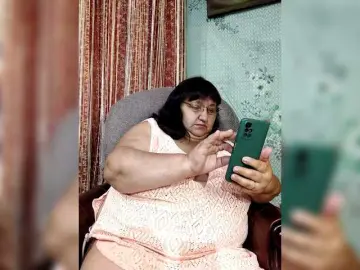 Nezsbudka  live sex cam