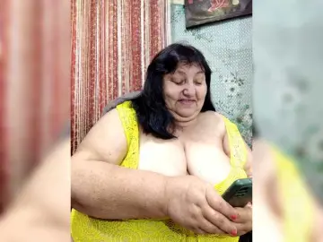 Nezsbudka  live sex cam