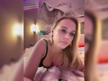 PrettyKatea  live sex cam