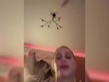 PrettyKatea  live sex cam