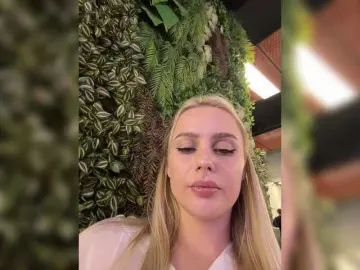 PrettyKatea  live sex cam