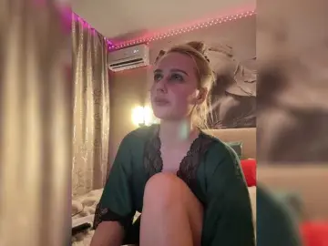 PrettyKatea  live sex cam