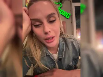 PrettyKatea  live sex cam