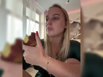 PrettyKatea  live sex cam
