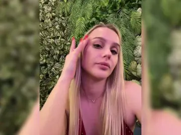 PrettyKatea  live sex cam