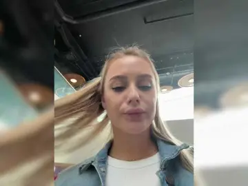 PrettyKatea  live sex cam