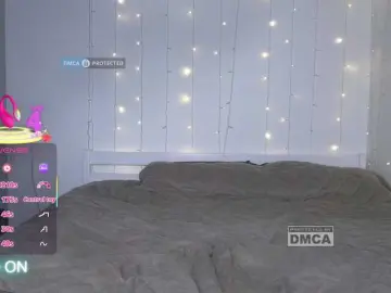 Dvenasti  live sex cam