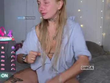 Dvenasti  live sex cam