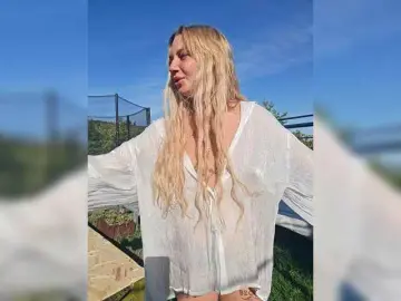 Dvenasti  live sex cam