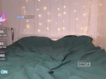 Dvenasti  live sex cam