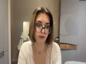 AlbaMihelcic  live sex cam