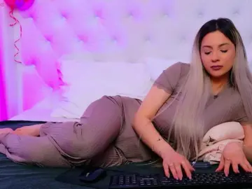 AriannaSins  live sex cam