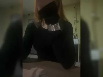 HoneySlut  live sex cam