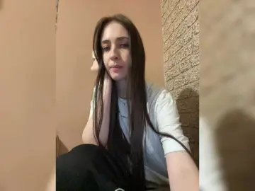 Kurama27  live sex cam