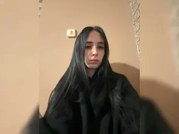 Kurama27  live sex cam