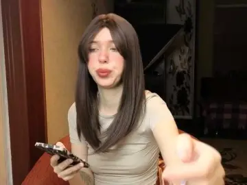 LiloMeoww  live sex cam