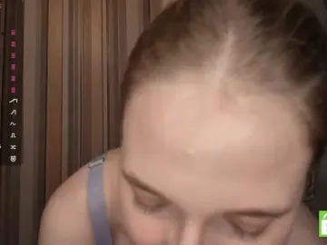 SkyeRosa  live sex cam