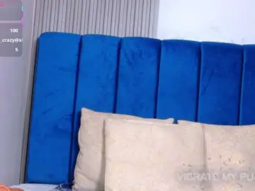 Ebonydreams01  live sex cam