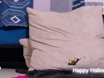 Ebonydreams01  live sex cam